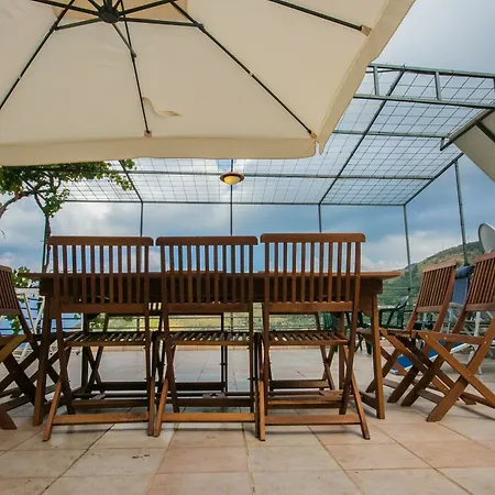 L' Arca Apartment Cefalu