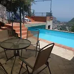 L' Arca شقة *